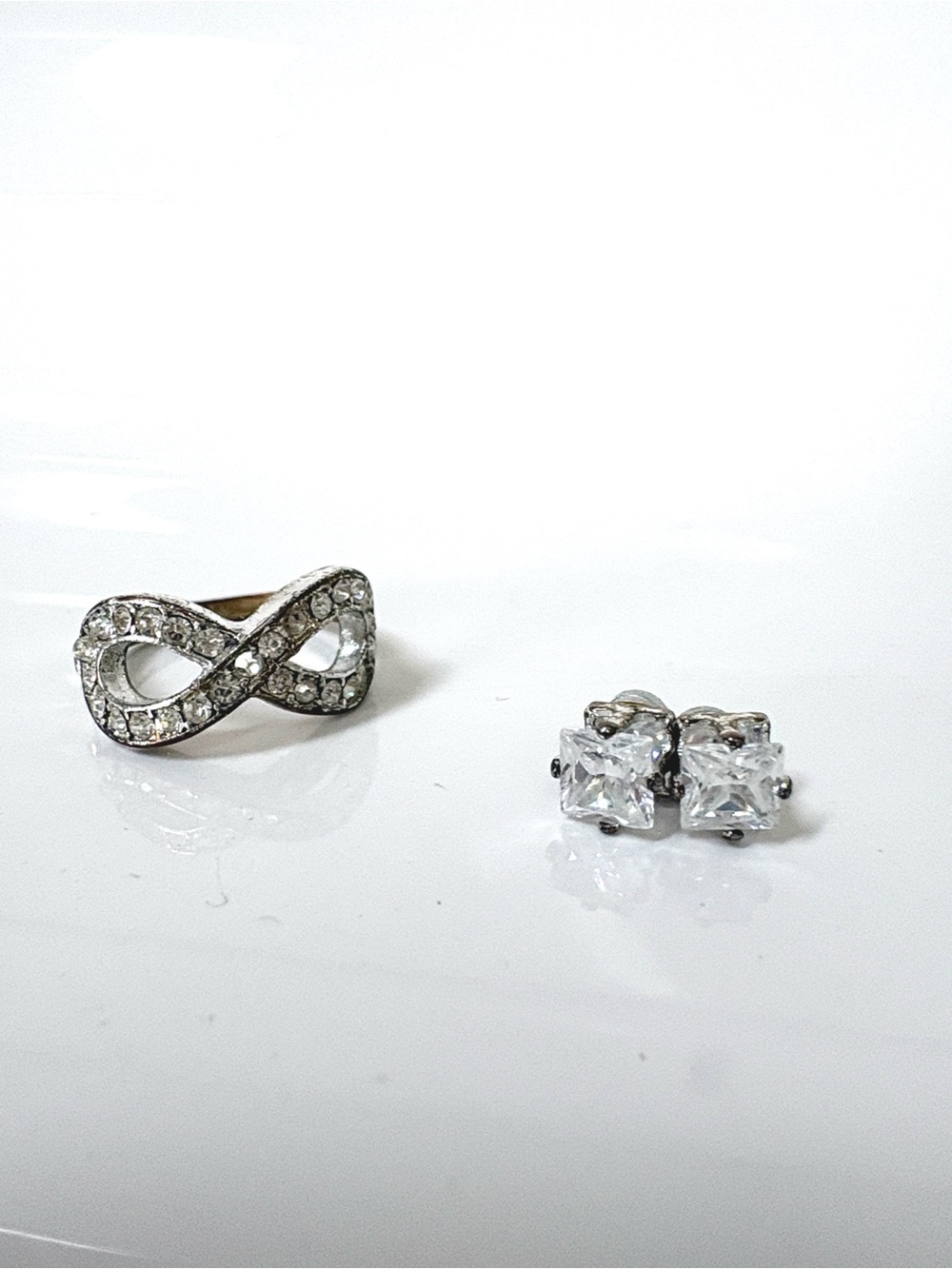 Princess Cut Crystal Magnetic Stud Earrings + FREE Infinity Ring Set